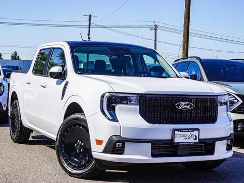 2025 Ford Maverick Lobo Standard