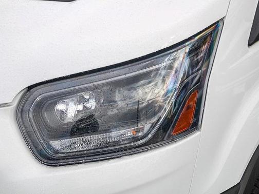 2024 Ford E-Transit Base