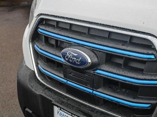 2024 Ford E-Transit Base