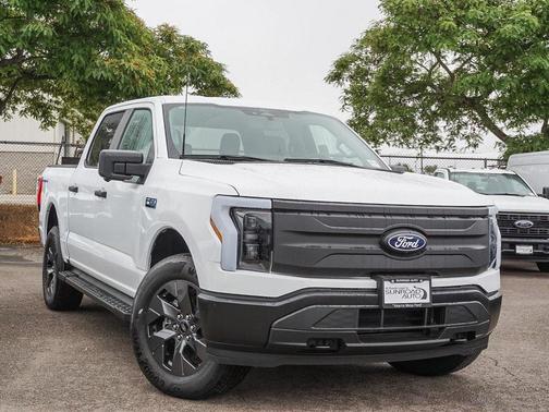 2024 Ford F-150 Lightning Pro