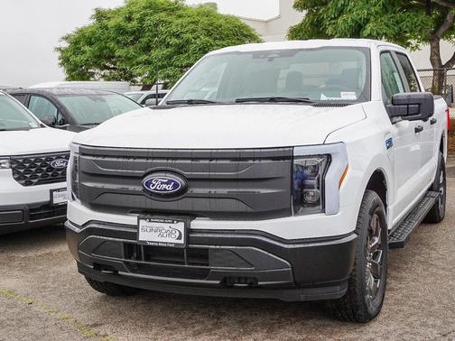 2024 Ford F-150 Lightning Pro