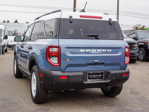 Azure Gray Metallic 2026 Ford Bronco Sport Heritage