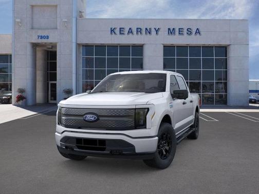 2025 Ford F-150 Lightning XLT