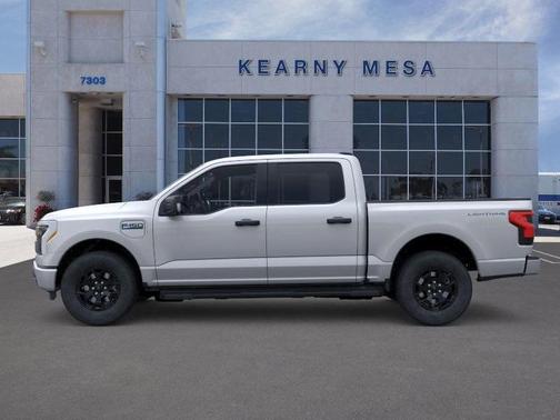 2025 Ford F-150 Lightning XLT