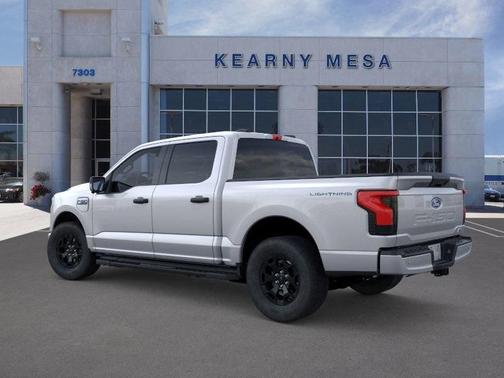 2025 Ford F-150 Lightning XLT