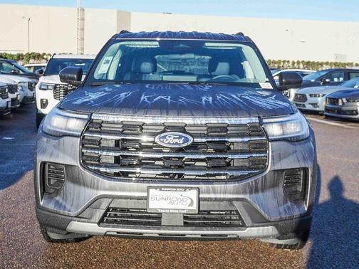 2026 Ford Explorer 