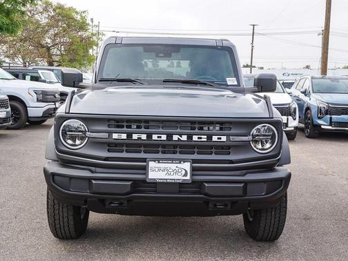 Gray Metallic 2026 Ford Bronco Big Bend