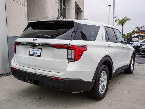 White 2026 Ford Explorer Active