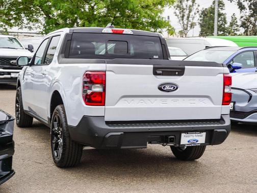 White Metallic 2026 Ford Maverick Lariat