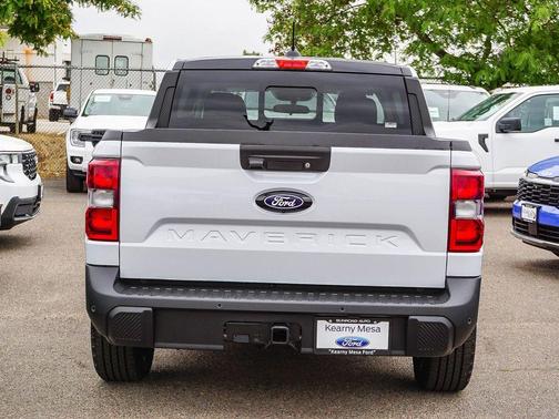 White Metallic 2026 Ford Maverick Lariat