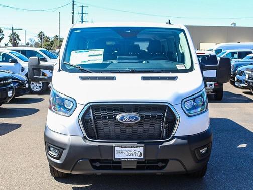 2025 Ford Transit-350 XL