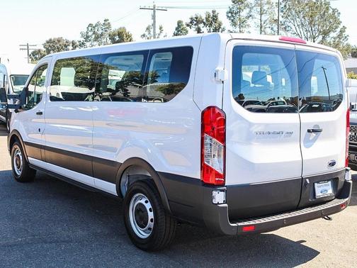 2025 Ford Transit-350 XL