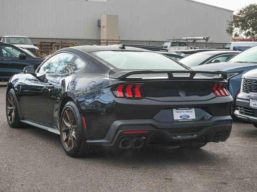 2026 Ford Mustang Dark Horse