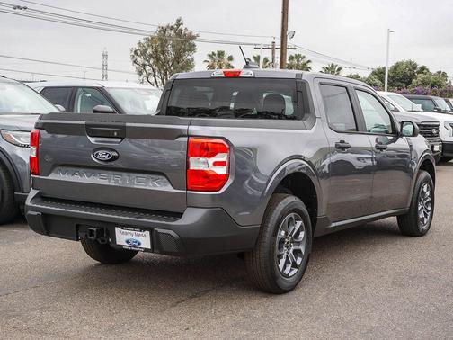 Gray Metallic 2026 Ford Maverick XLT