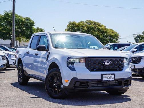 White Metallic 2025 Ford Maverick XLT