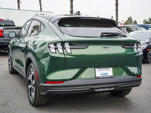 2025 Ford Mustang Mach-E Select