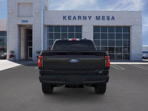 2025 Ford F-150 Lightning XLT