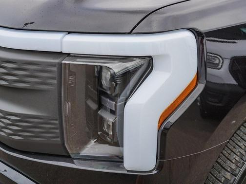 2025 Ford F-150 Lightning XLT