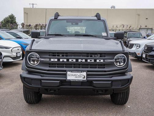 Gray Metallic 2026 Ford Bronco Base