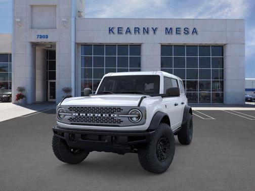 Oxford White 2026 Ford Bronco Badlands