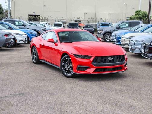 2025 Ford Mustang EcoBoost