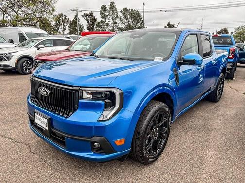 2025 Ford Maverick Lobo Standard