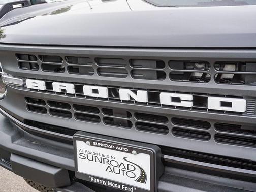 2025 Ford Bronco Base