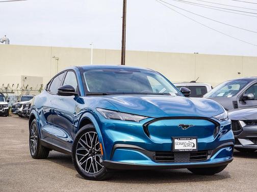 Adriatic Blue Metallic 2026 Ford Mustang Mach-E Premium