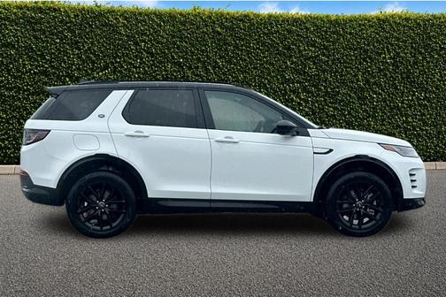 Fuji White 2026 Land Rover Discovery Sport LANDMARK