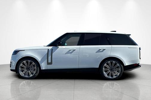 2026 Land Rover Range Rover P530 SE