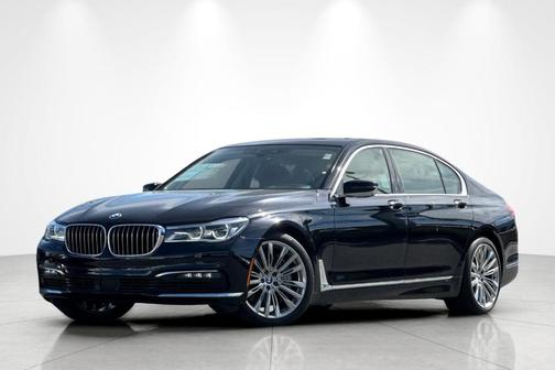 2018 BMW 750 i