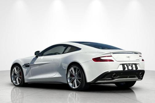 2014 Aston Martin Vanquish Base