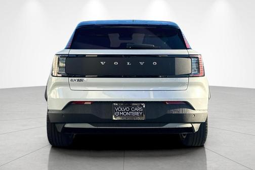 Crystal White 2026 Volvo EX30 TWIN MOTOR CROSS COUNTRY ULTRA