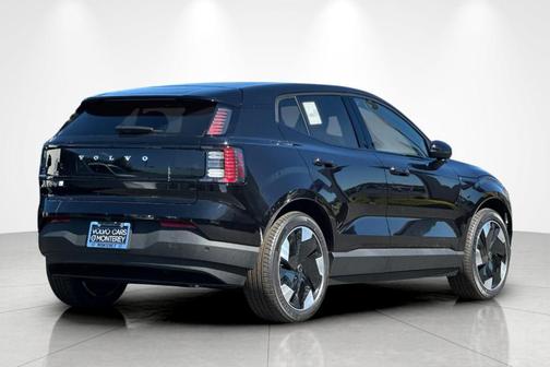 2025 Volvo EX30 Twin Motor Plus