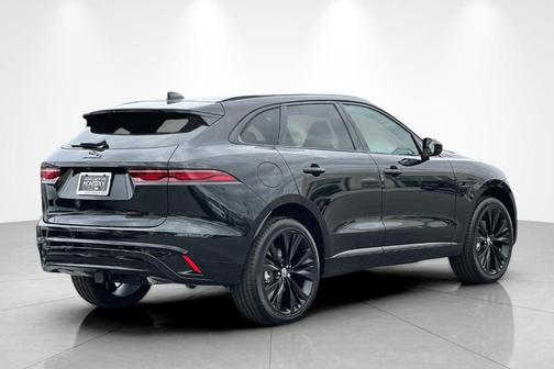2024 Jaguar F-PACE P250 R-Dynamic S
