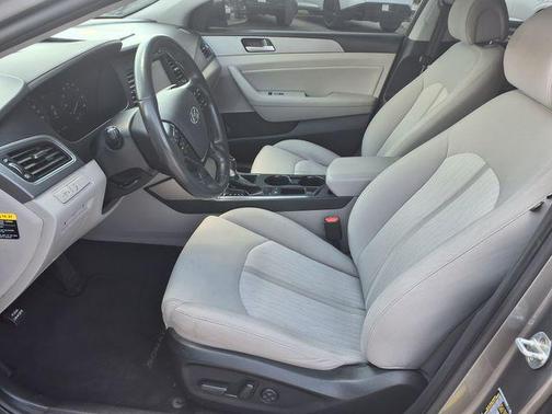 2017 Hyundai Sonata Plug-In Hybrid Base