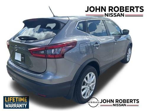 2022 Nissan Rogue Sport S