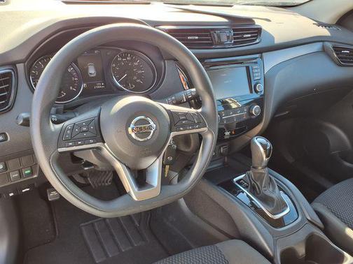 2022 Nissan Rogue Sport S