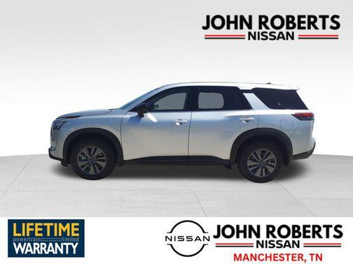 2025 Nissan Pathfinder S