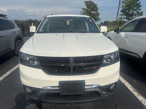 Vice White 2017 Dodge Journey Crossroad