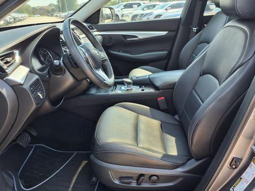 2019 INFINITI QX50 Luxe
