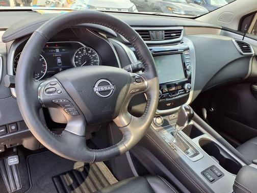 2023 Nissan Murano SL
