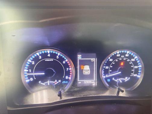 2019 Toyota Highlander LE I4