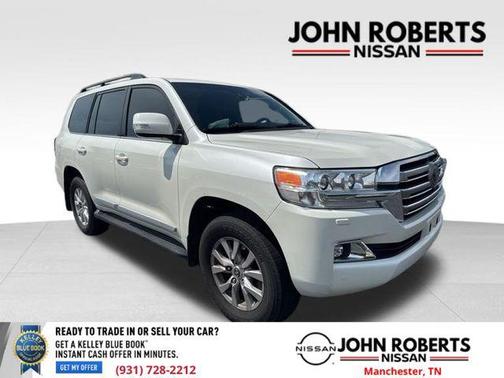 2017 Toyota Land Cruiser Base