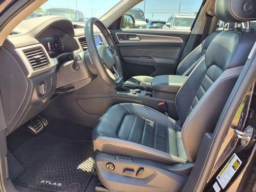 2022 Volkswagen Atlas 3.6L SEL Premium