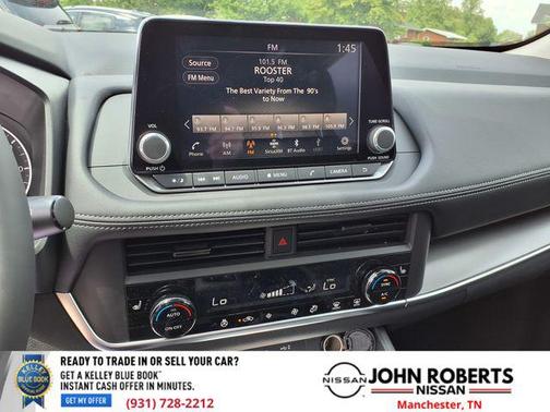 Everest White Pearl Tricoat 2026 Nissan Rogue Dark Armor