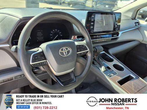 2021 Toyota Sienna LE