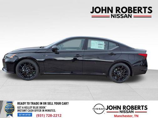 Super Black Clearcoat 2026 Nissan Altima 2.5 SR