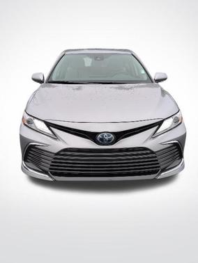 Celestial Silver Metallic 2023 Toyota Camry Hybrid XLE