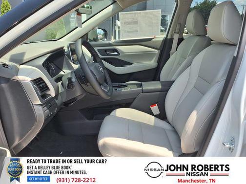 Everest White Pearl Tricoat 2026 Nissan Rogue Dark Armor